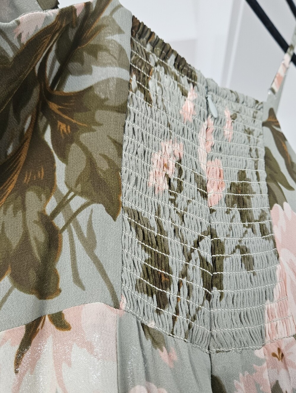 Reformation Aiko Dress in Fauna BNWT Sz 2 Floral - Picture 8 of 9